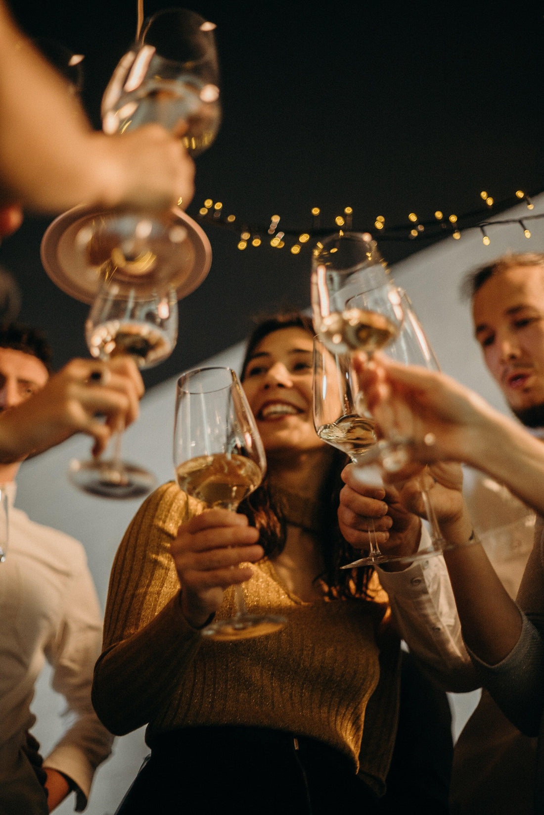 Does alcohol affect sleep? - Fawcett Mattress