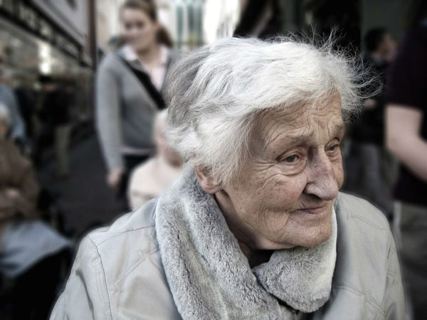 sleeping-older-lady
